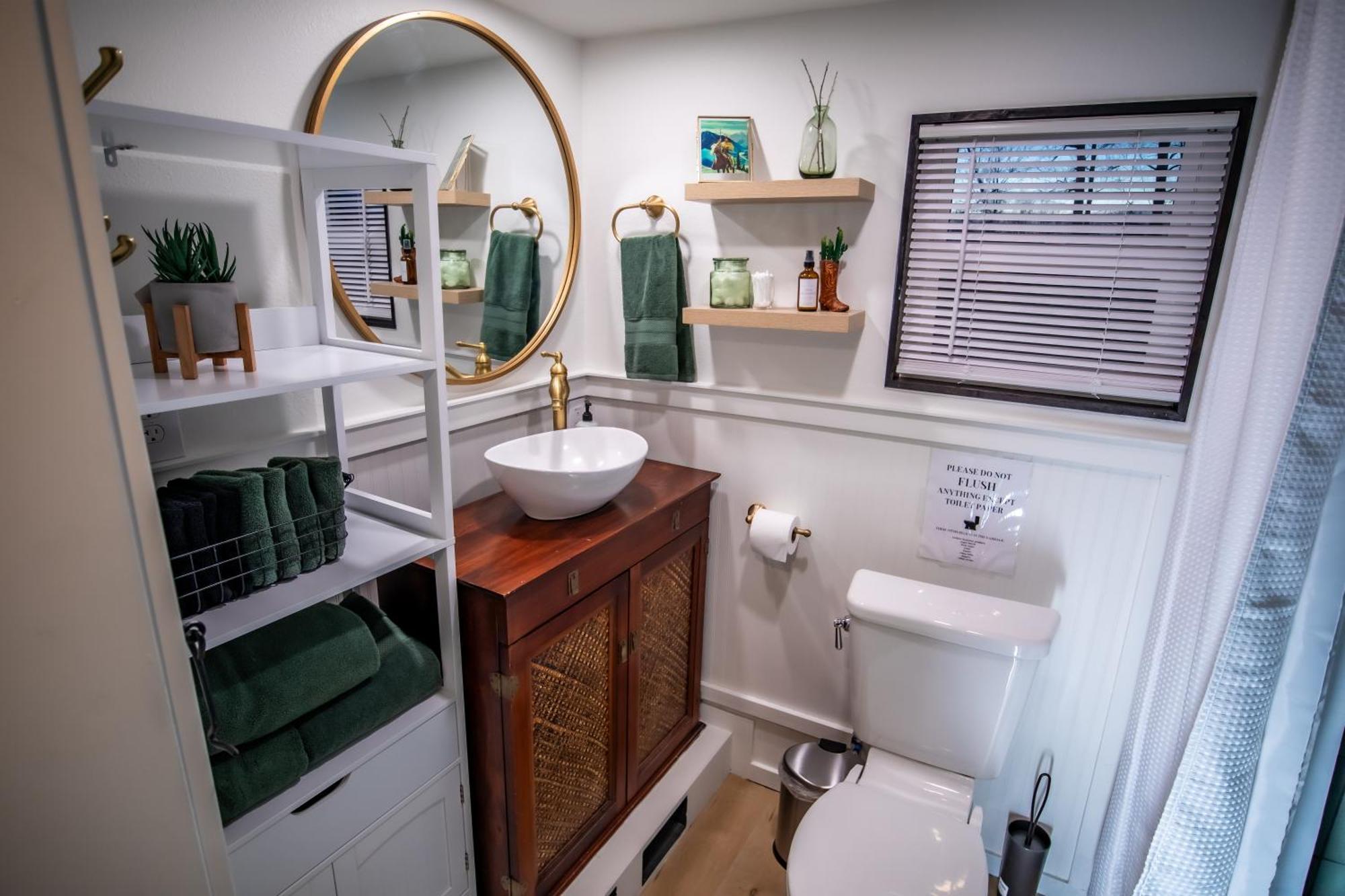 Unique Tiny Home Minutes From Downtown Ellensburg Eksteriør billede